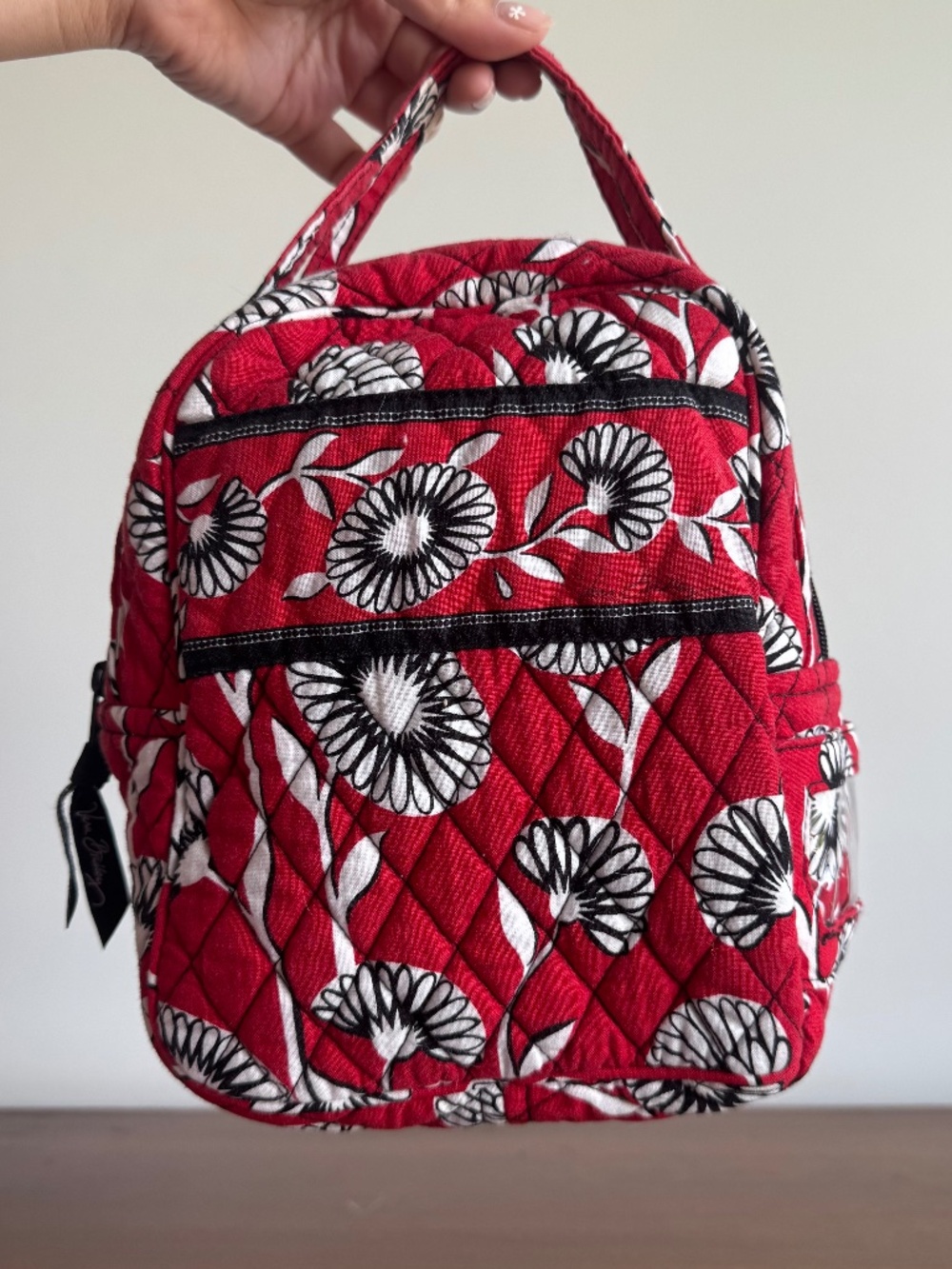 Vera Bradley Deco Daisy Summer 2011 Insulated Zip Up Lunch Bag Red Black White